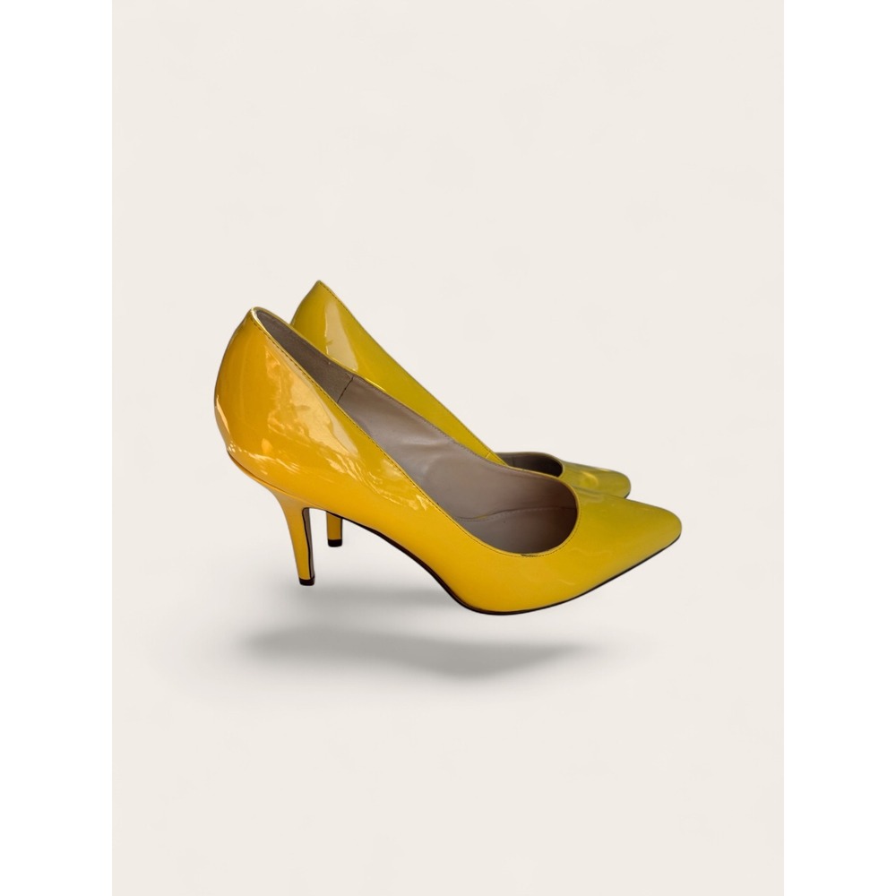 Nine West Shimmer Yellow Patent Heels 11M Pointed Toe 4" Stilettos - Picture 5 of 9